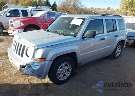 2008 Jeep Patriot Sport from USA, damaged, VIN 1J8FT28018D750330